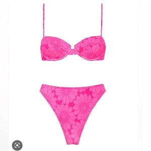 Triangl — Rhian Bikini in Pitaya Floral (XS/S)